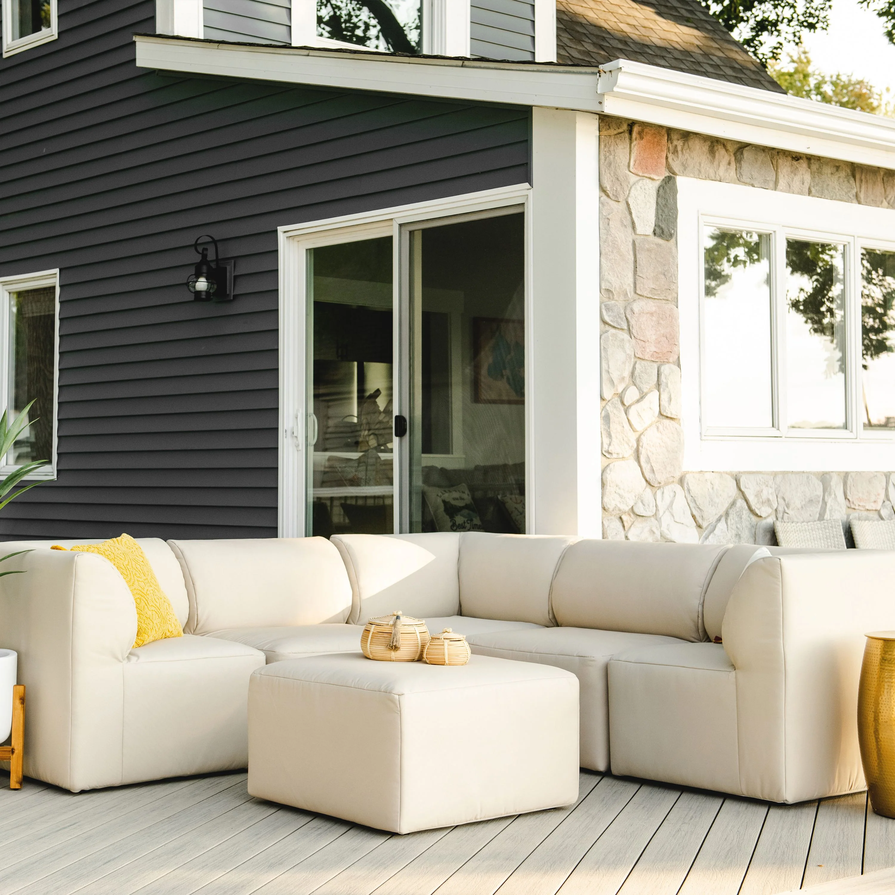 Patio 6pc Sectional - Image 46
