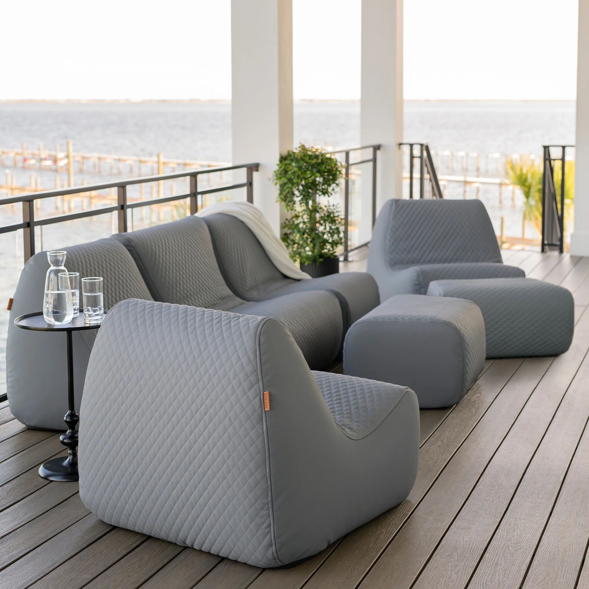 Solvana™ 7 Piece Outdoor Sectional